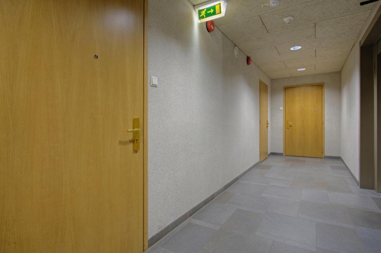 Studio Apartment In Quiet Heart Of Everything Tallinn Exterior foto