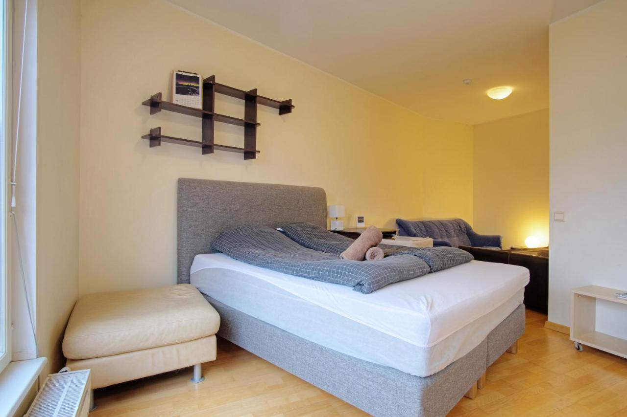Studio Apartment In Quiet Heart Of Everything Tallinn Exterior foto